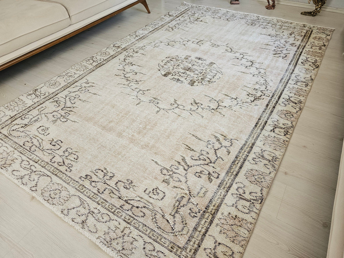 6x9 Vintage Turkish area Rıg - Hand Knotted wool Oushak rug for Bedroom, Nursery room and Diningroom - Boho Decor Rug