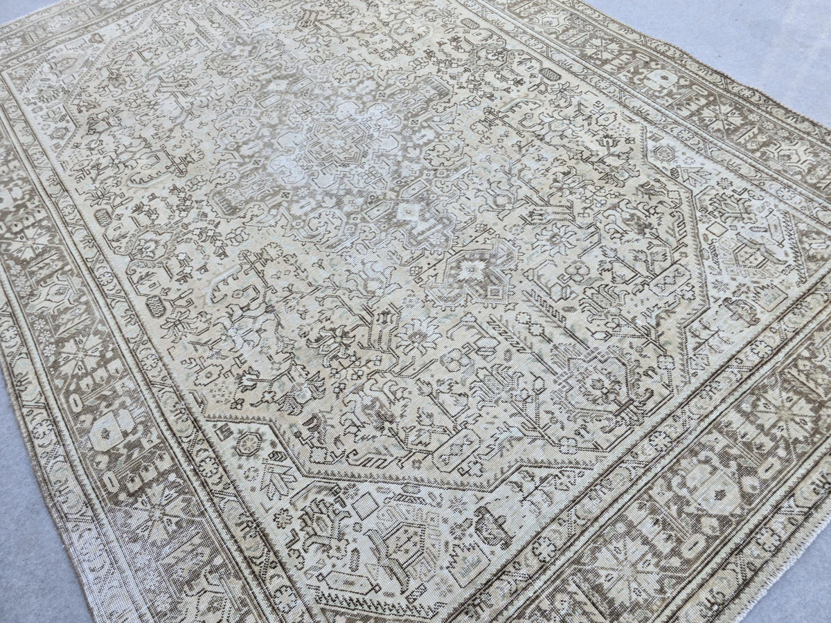 Turkish Rug 8x11, Faded Vintage Wool Area Rug, Neutral Beige Distressed Carpet for Dining Room, Authentic Oriental Rug, Boho Nursery Decor