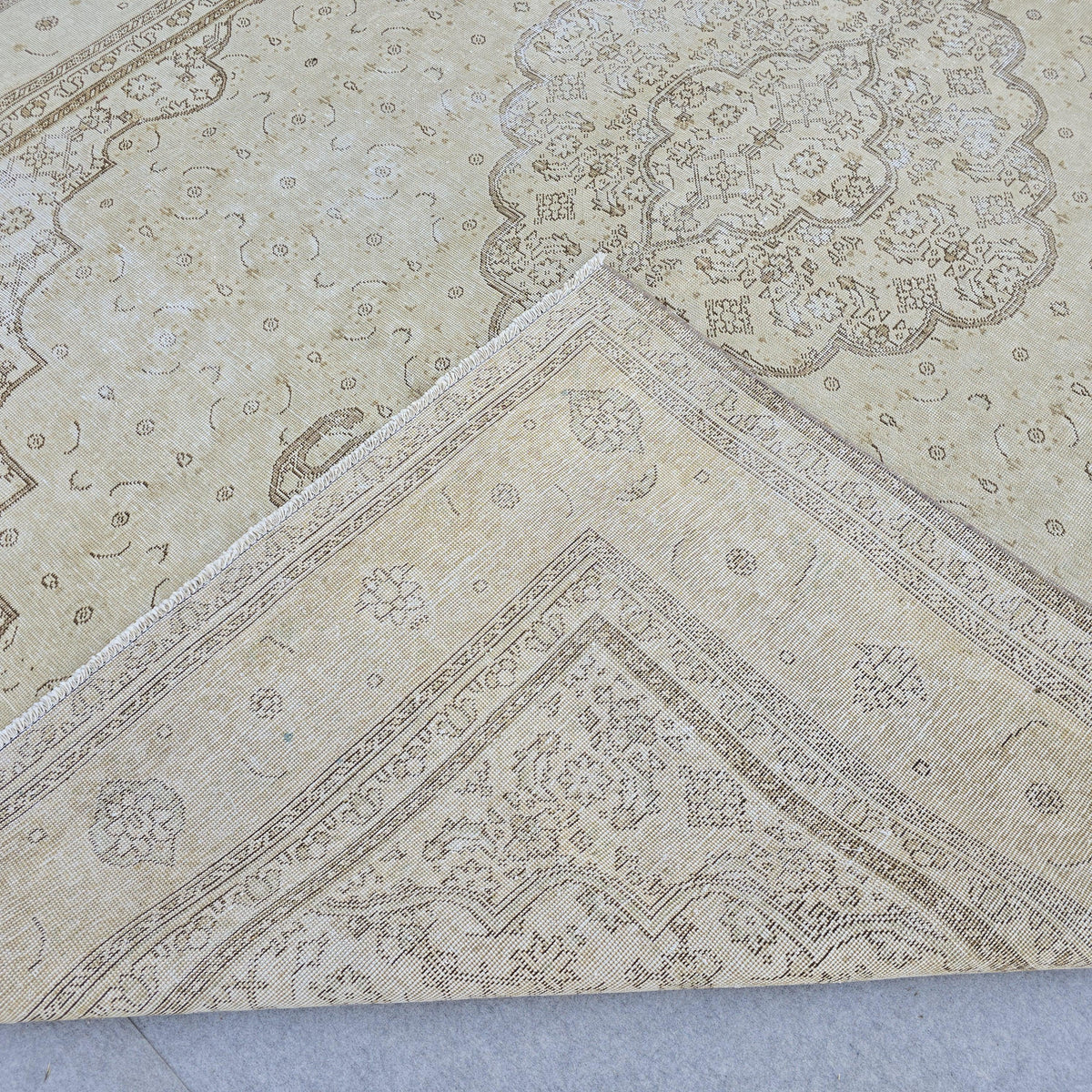 Turkish Rug 9x12 | Large Medallion Area Rug | Hand Knotted Neutral Oushak area rug