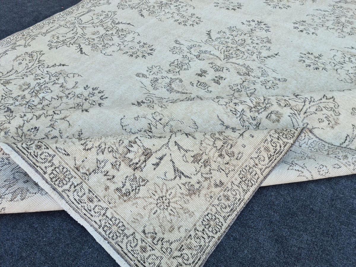 Cream Oushak Rug (7x10.55 ft): Vintage Turkish Wool Area Rug