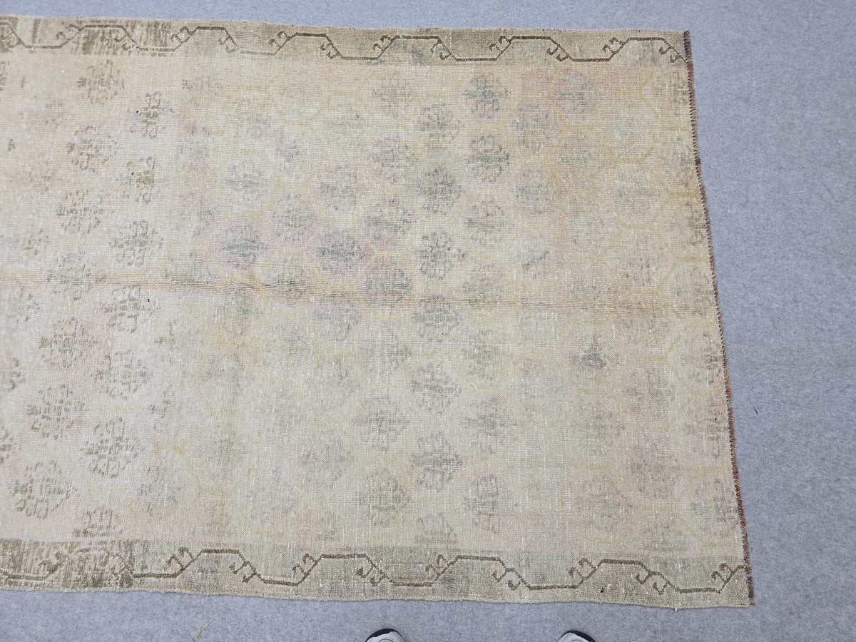 Vintage Rug 4x10, Neutral Wide Runner, Hand Knotted Wool Oushak Rug, Faded Wheat Beige Hallway Carpet, Muted Turkish Boho Gallery Rug
