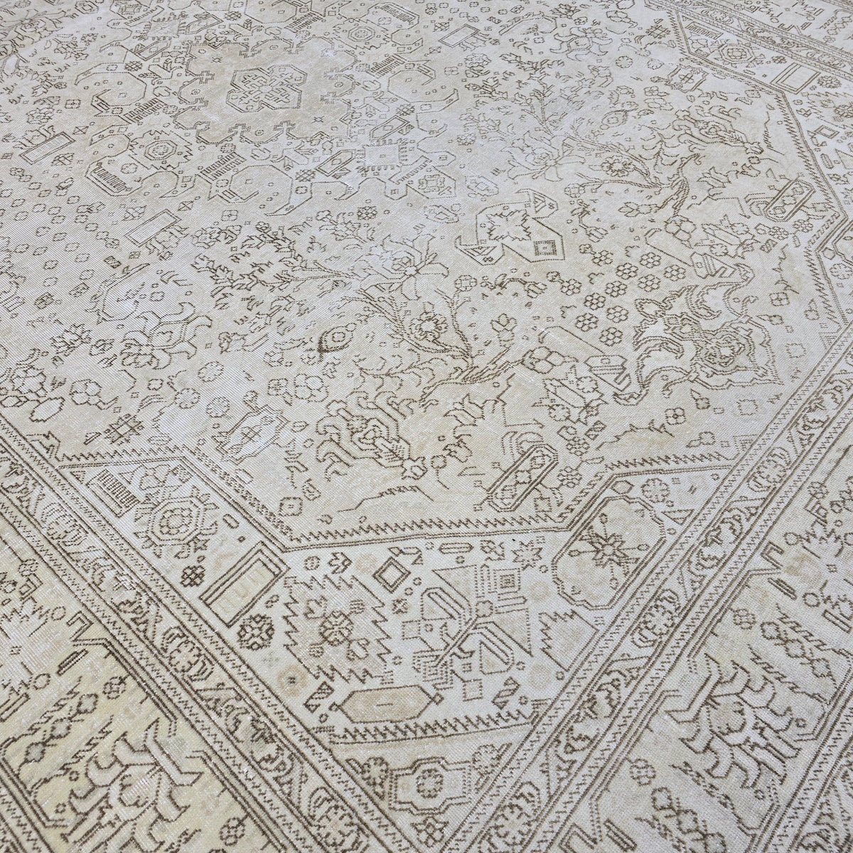 Vintage Oushak Turkish Rug: 8x11 Beige Cream Wool Area Rug