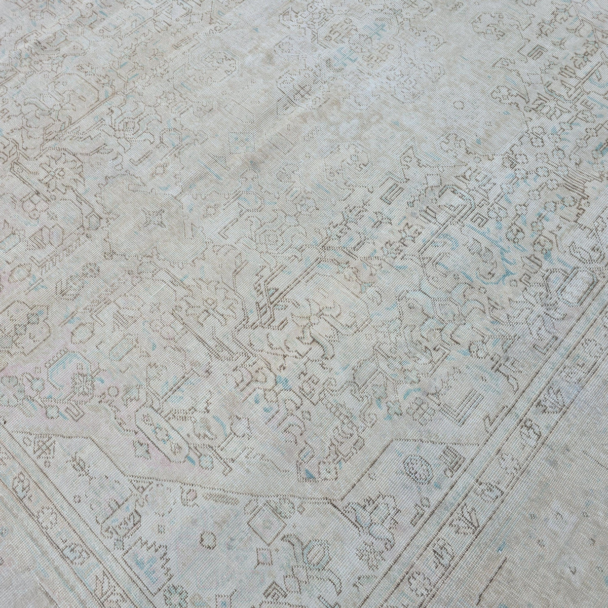 Handmade Oushak Wool Rug: Large Vintage Turkish Area Rug (9.60x11.75 ft)