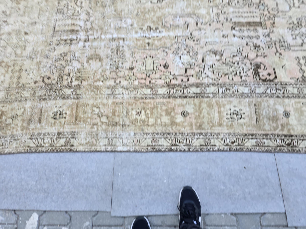 Vintage Rug 8x11, Distressed Hand Knotted Wool Turkish Rug, Faded Pink/Tan Beige Area Rug for Dining Room, Shabby Chic Antique Carpet