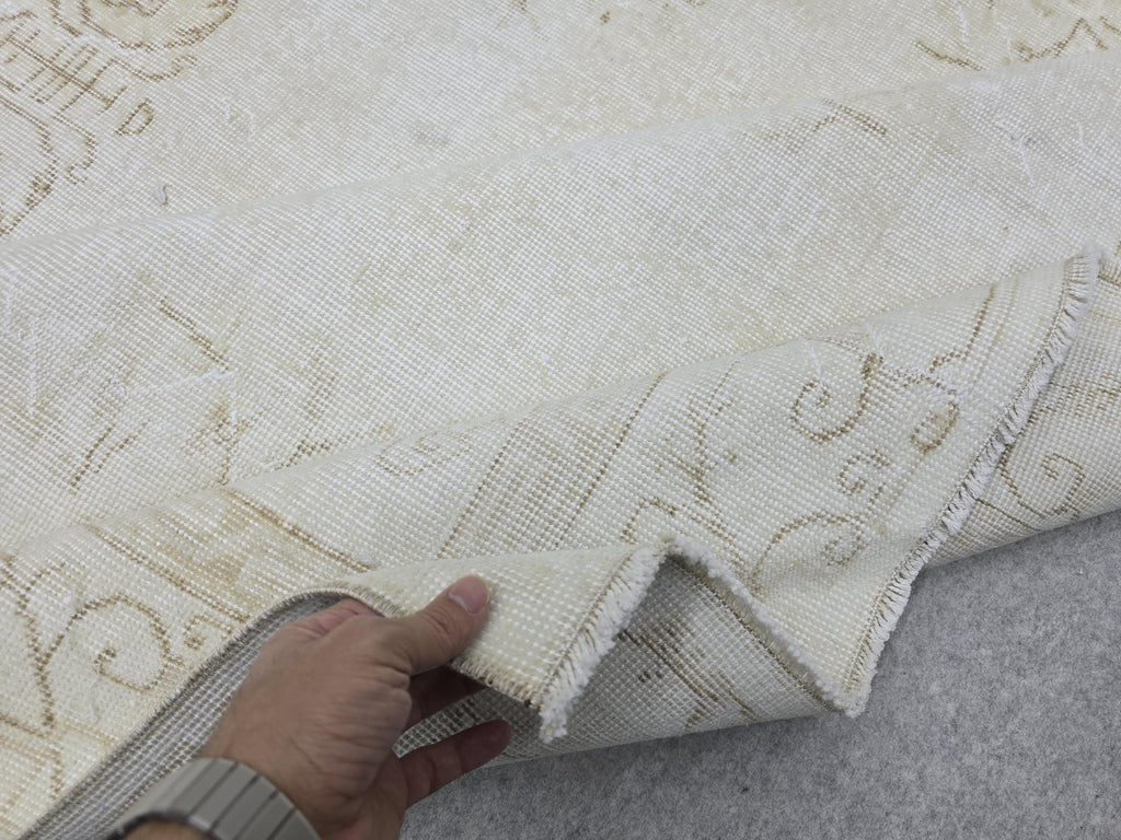 6x10 Handknotted Wool Oushak Medallion Rug, Muted Ivory Beige Area Carpet