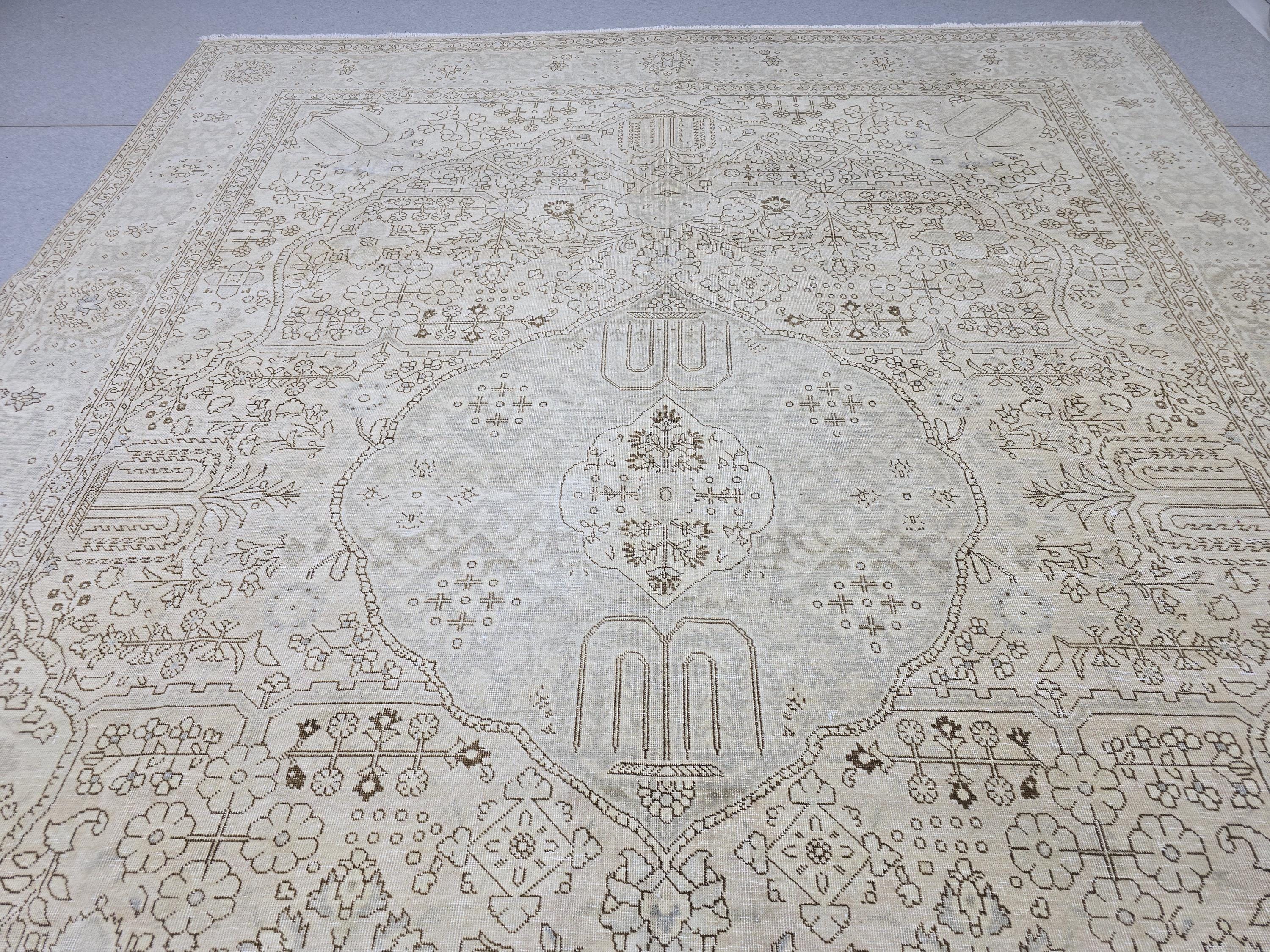 Oushak Rug 9x12, Muted Beige Cream Vintage Turkish Area Rug, Medallion Floral Wool Rug for Living Room