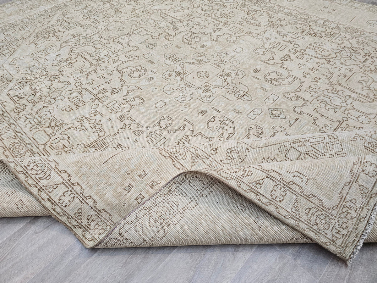Oversized Neutral Oushak Rug: Vintage Geometric Turkish Wool Carpet (9.6x12.6 ft)