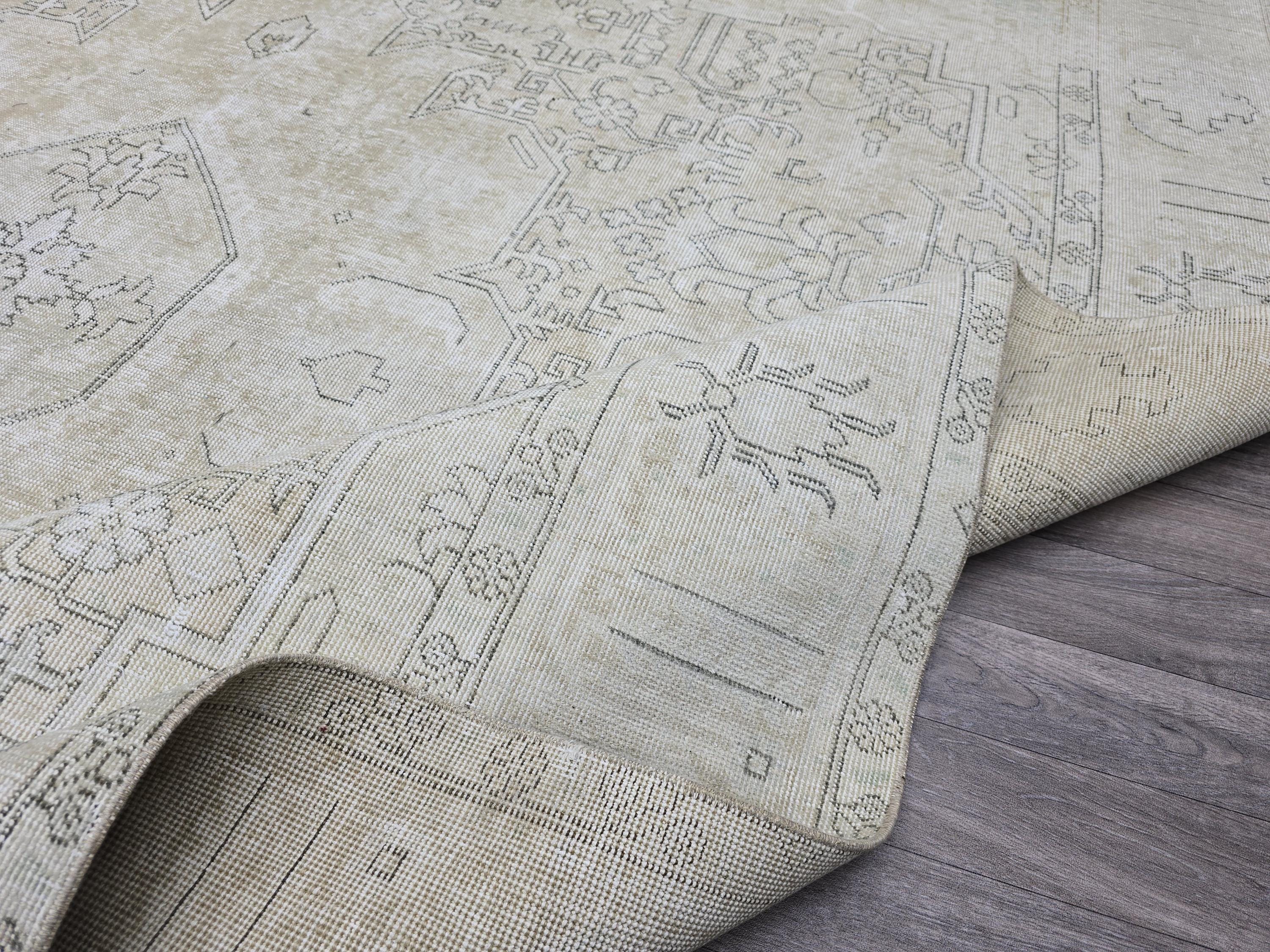 Oversized Neutral Oushak Rug: 9x12 Vintage Turkish Wool Carpet