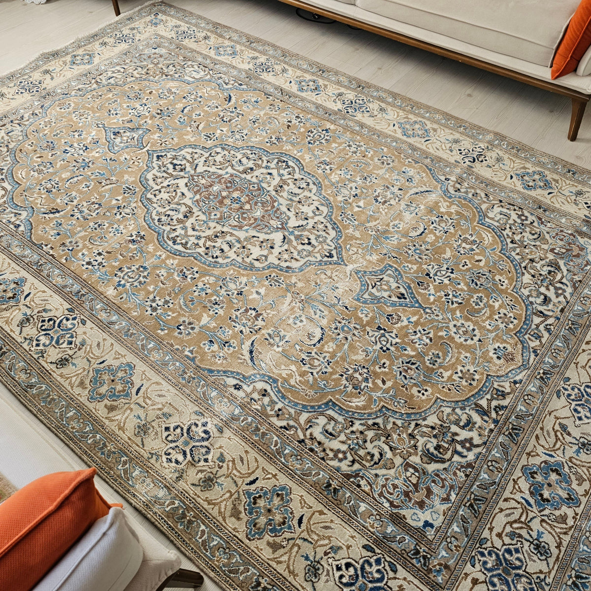 Vintage Turkish Oushak Rug 6x10: Hand-Knotted Wool Medallion Carpet