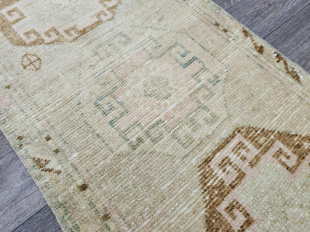 Handwoven Wool Turkish Rug: Neutral Vintage Oushak Bath Mat (18.50x35.45 inches)