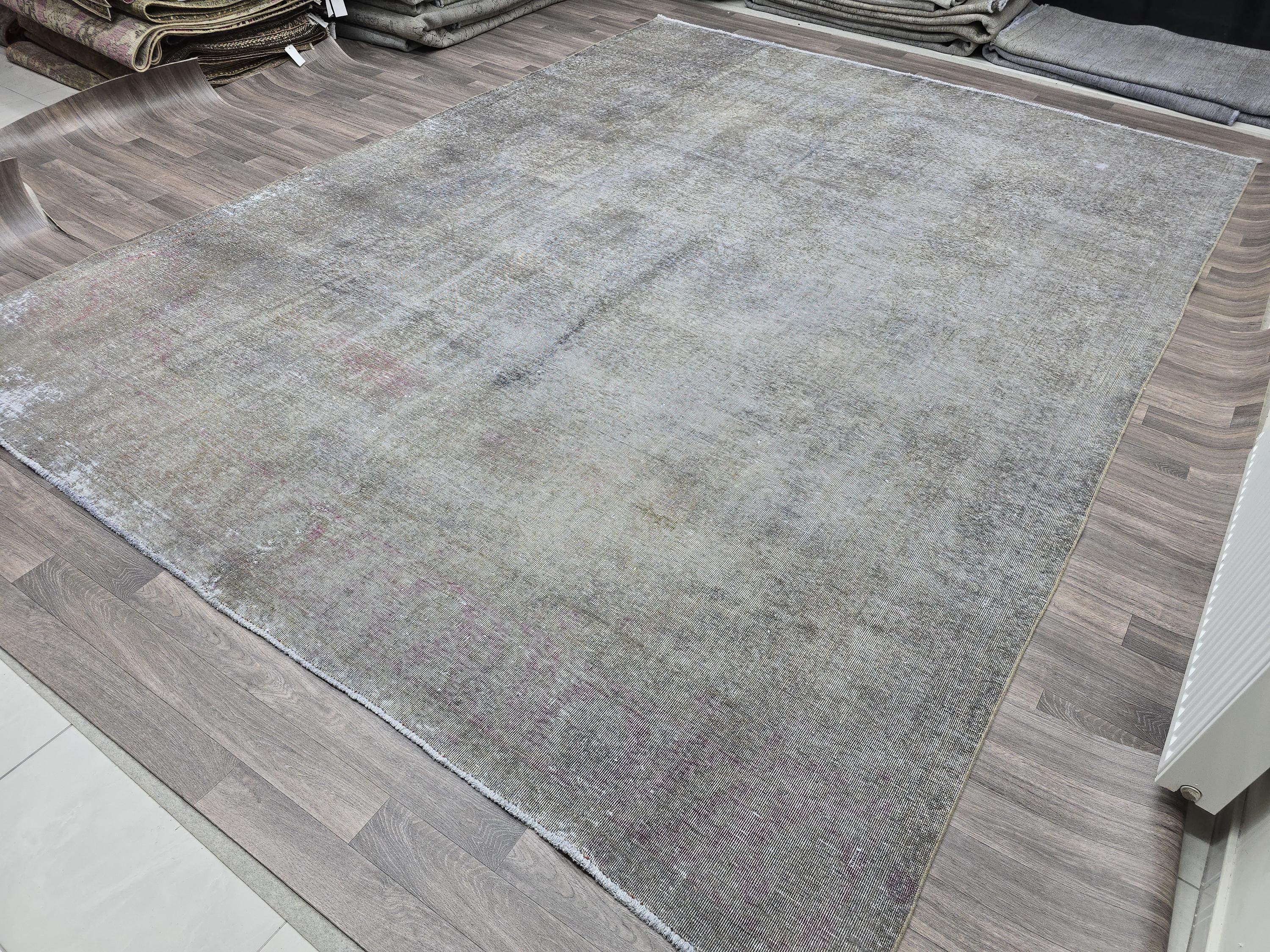 Vintage Handwoven Turkish Rug 9.5x12.5, Faded Neutral Wool Area Rug, Muted Beige Gray Large Rug, Distressed Antique Style Carpet