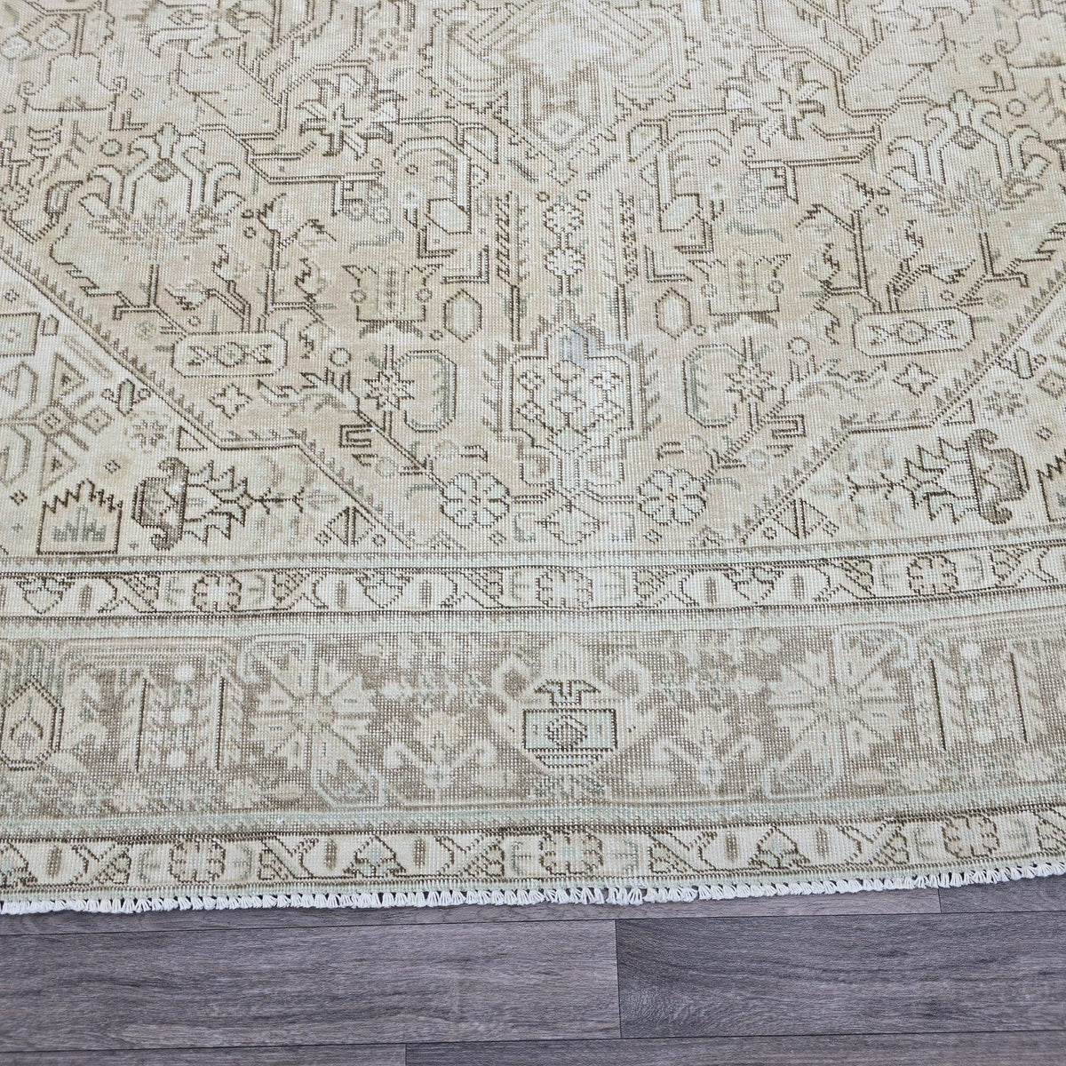 Handmade Wool Heriz Rug, 8x11 Neutral Vintage Turkish Rug