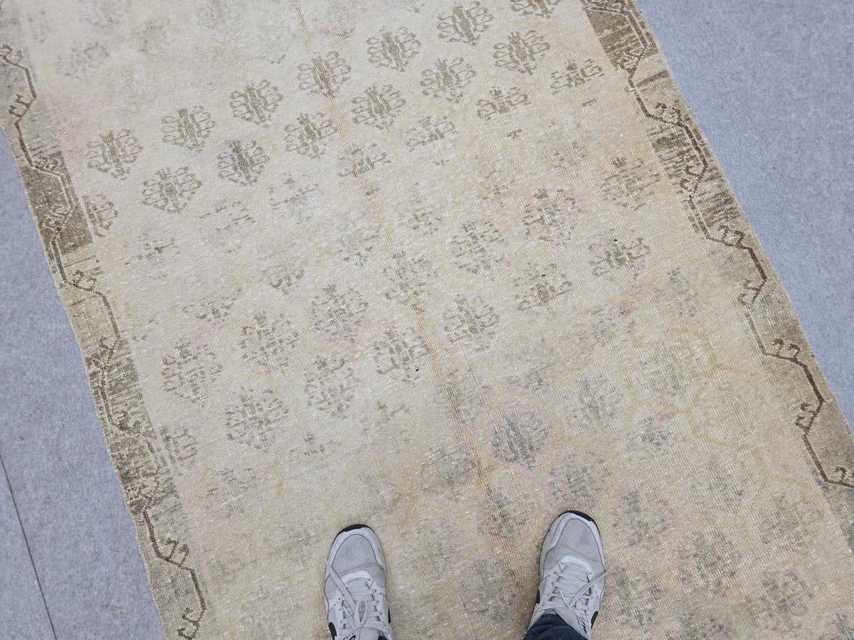 Vintage Rug 4x10, Neutral Wide Runner, Hand Knotted Wool Oushak Rug, Faded Wheat Beige Hallway Carpet, Muted Turkish Boho Gallery Rug