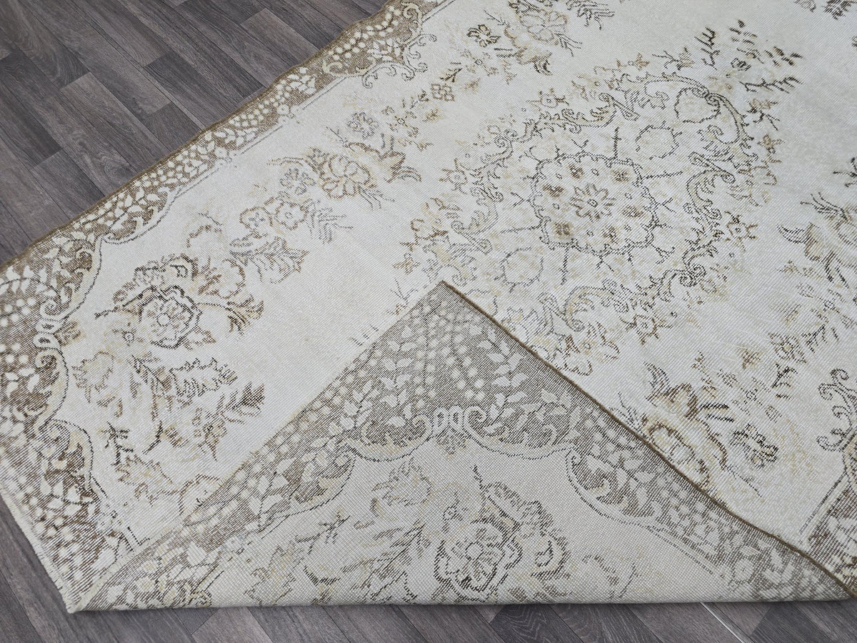 6x9 Feet Vintage Turkish Oushak Area Rug | Neutral Handmade Wool Carpet