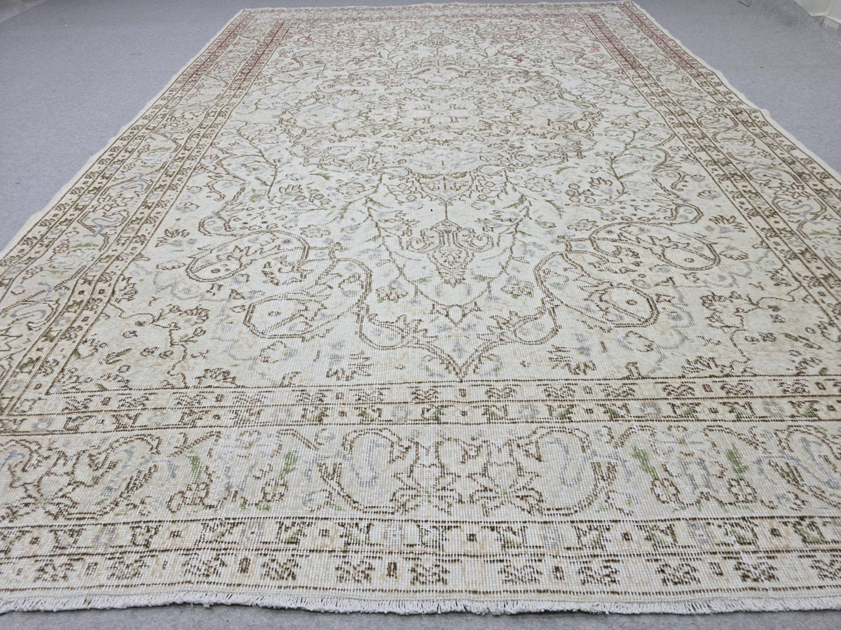 Vintage Rug 7x11, Cream Floral Turkish Area Rug, Muted Beige Handwoven Wool Carpet for Living Room Bedroom Boho Farmhouse Decor