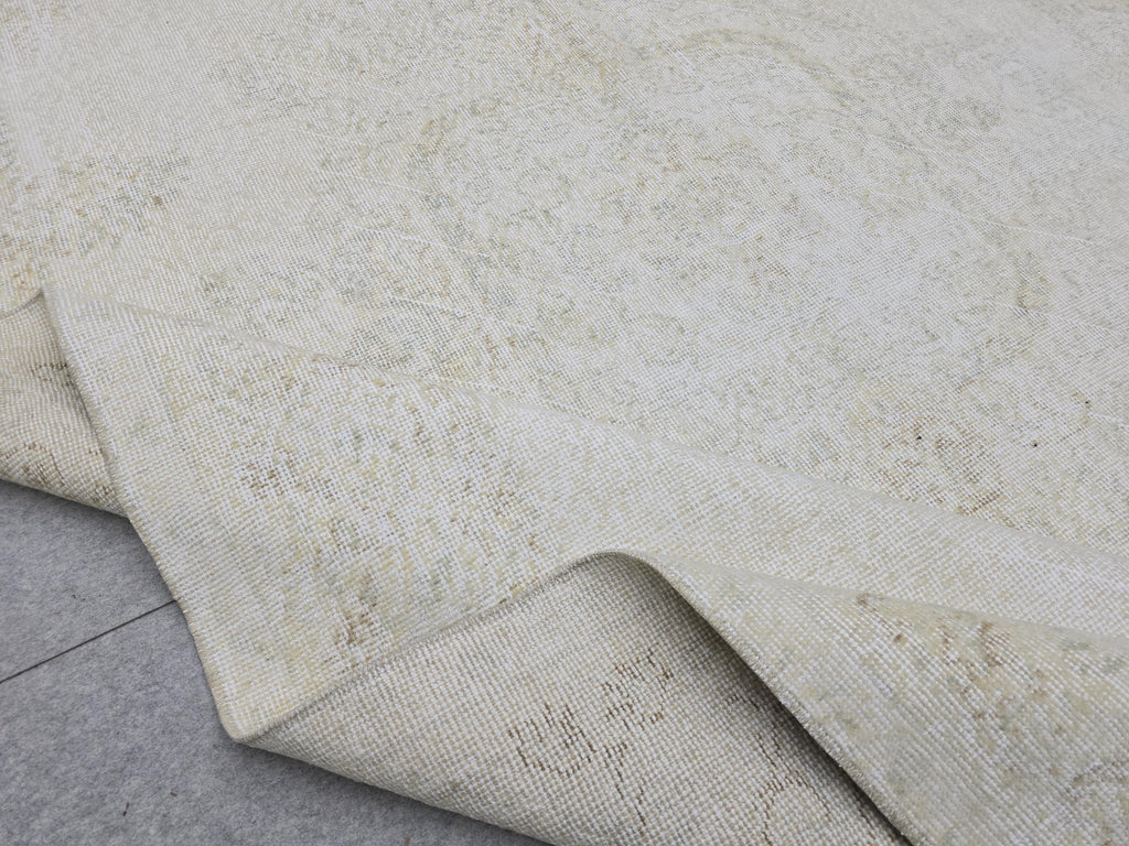 6x10 Vintage Turkish Oushak Rug: Hand-Knotted Wool, Neutral Beige