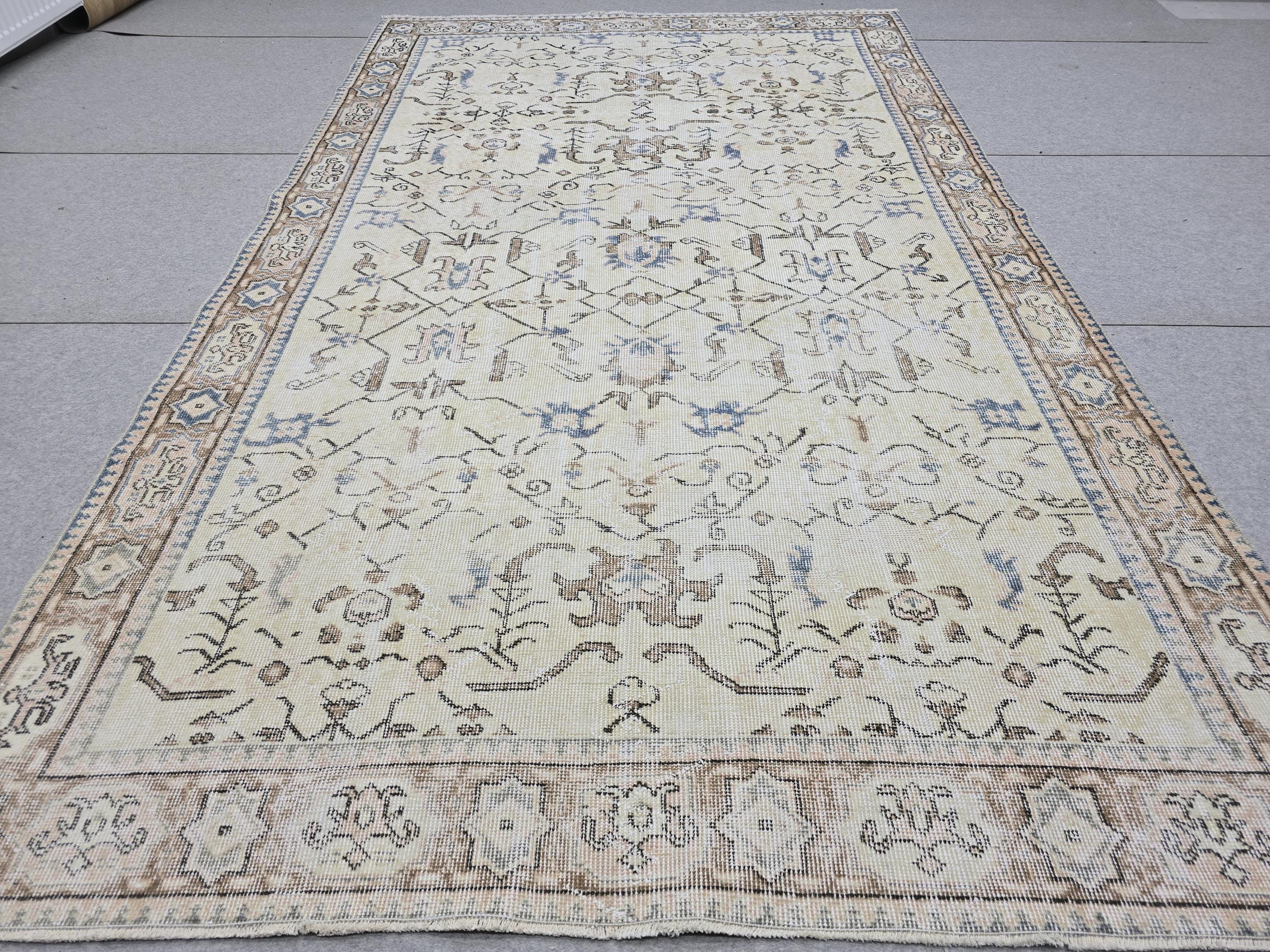 Vintage Turkish Oushak Rug 6x9, Hand Knotted Cream Blue Floral Carpet