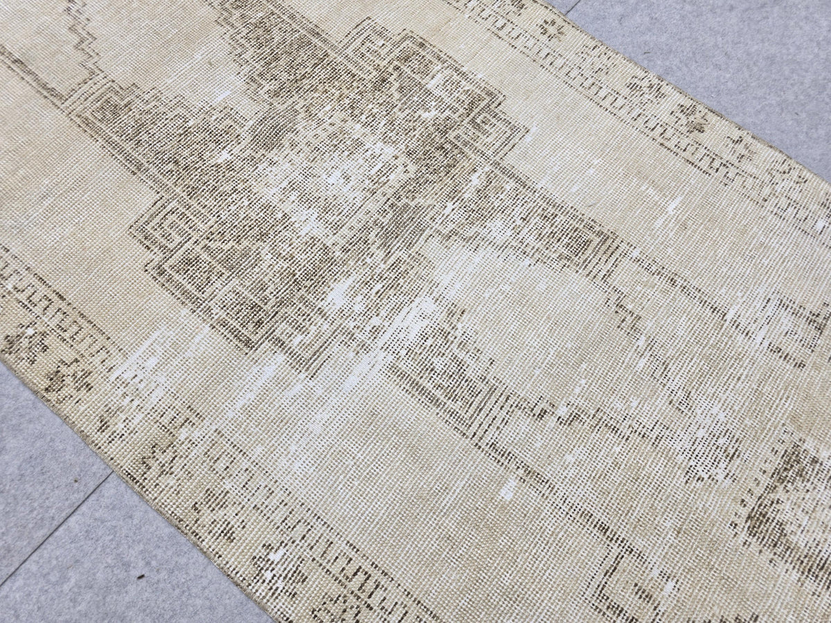 Vintage Rug 3.2x10.5 Runner,  Wool Rug for Breakfast Nook, Double Border Turkish Carpet, Antique Gold Rug, Studio Loft Decor