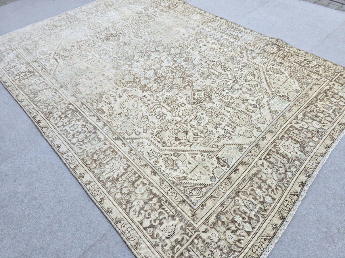 Turkish Rug 8x11, Vintage Hand Knotted Wool Rug, Sand Beige Blue Accent Area Rug for Living Room, Faded Tribal Carpet, Farmhouse Decor