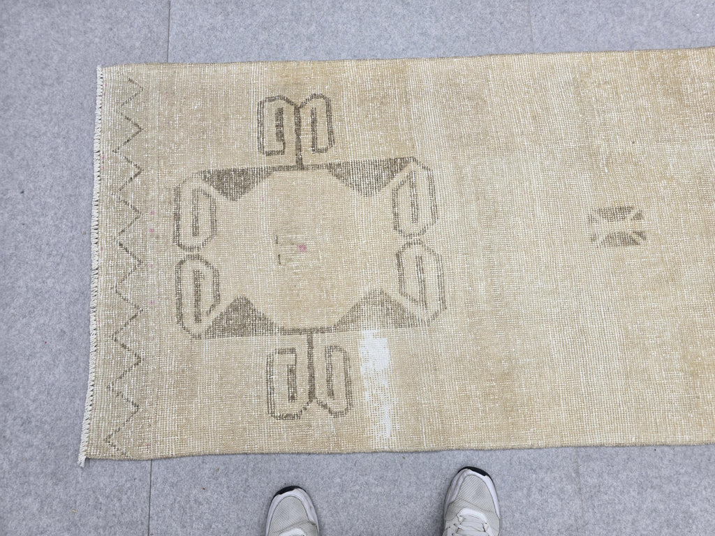 Antique Turkish Runner Rug 3x10, Camel Tribal Hallway Runner, Twin Medallion Wool Kitchen Runner, Boho Foyer Rug for Farmhouse Decor