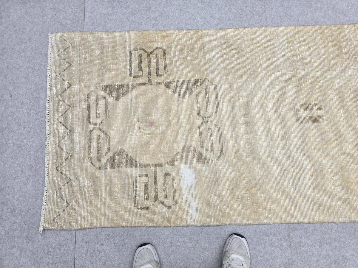 Antique Turkish Runner Rug 3x10, Camel Tribal Hallway Runner, Twin Medallion Wool Kitchen Runner, Boho Foyer Rug for Farmhouse Decor