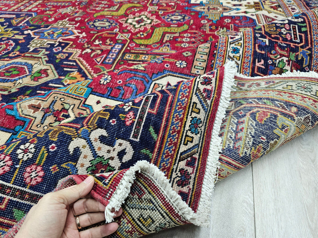 Hand Knotted Heriz Rug: Oversize Vintage Wool Red Cream Blue