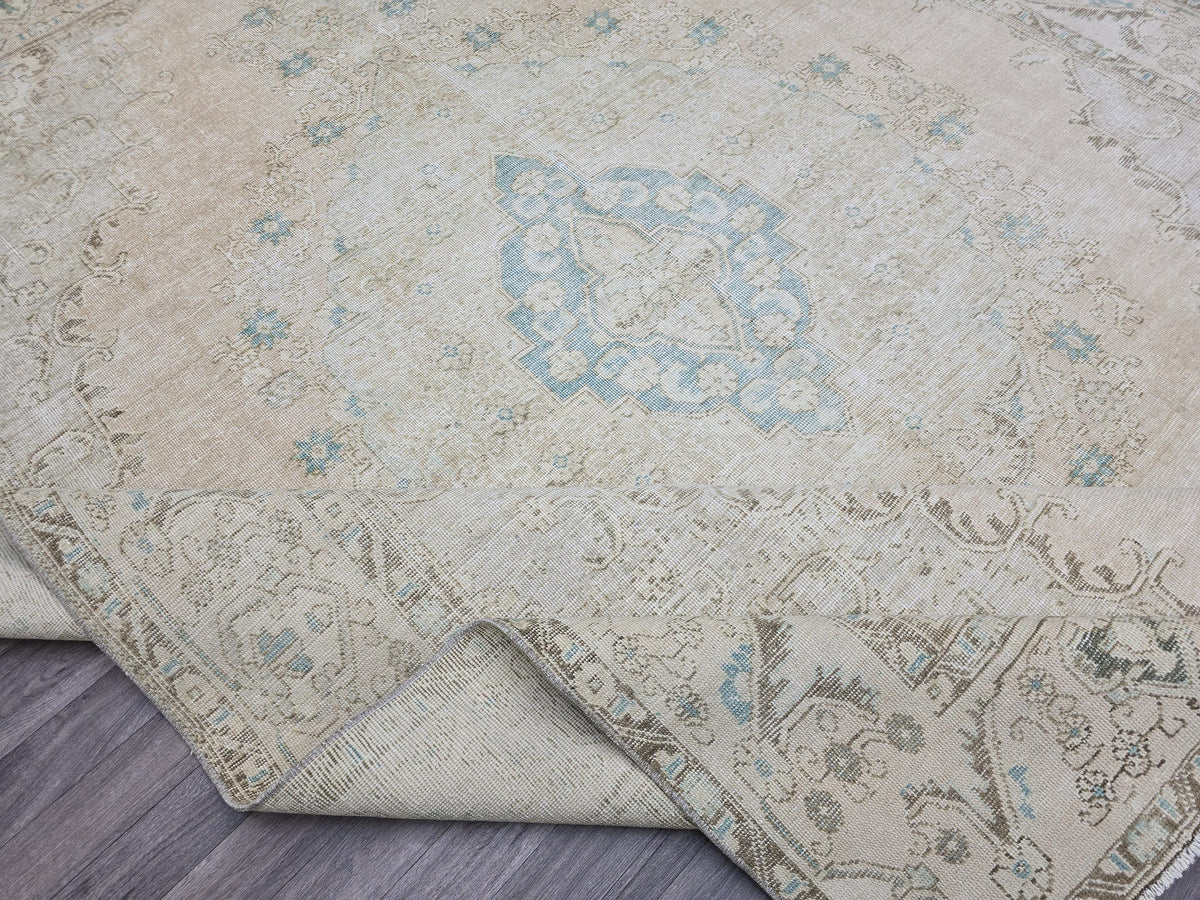 9x12 Faded Oushak Rug: Neutral Distressed Turkish Wool Carpet