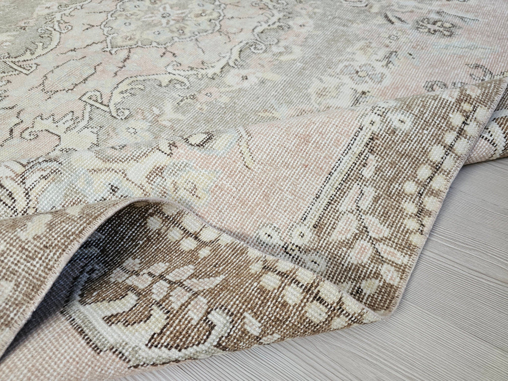 Vintage Turkish Wool Rug: 6x10 Floral Oushak Rug, Hand-Knotted