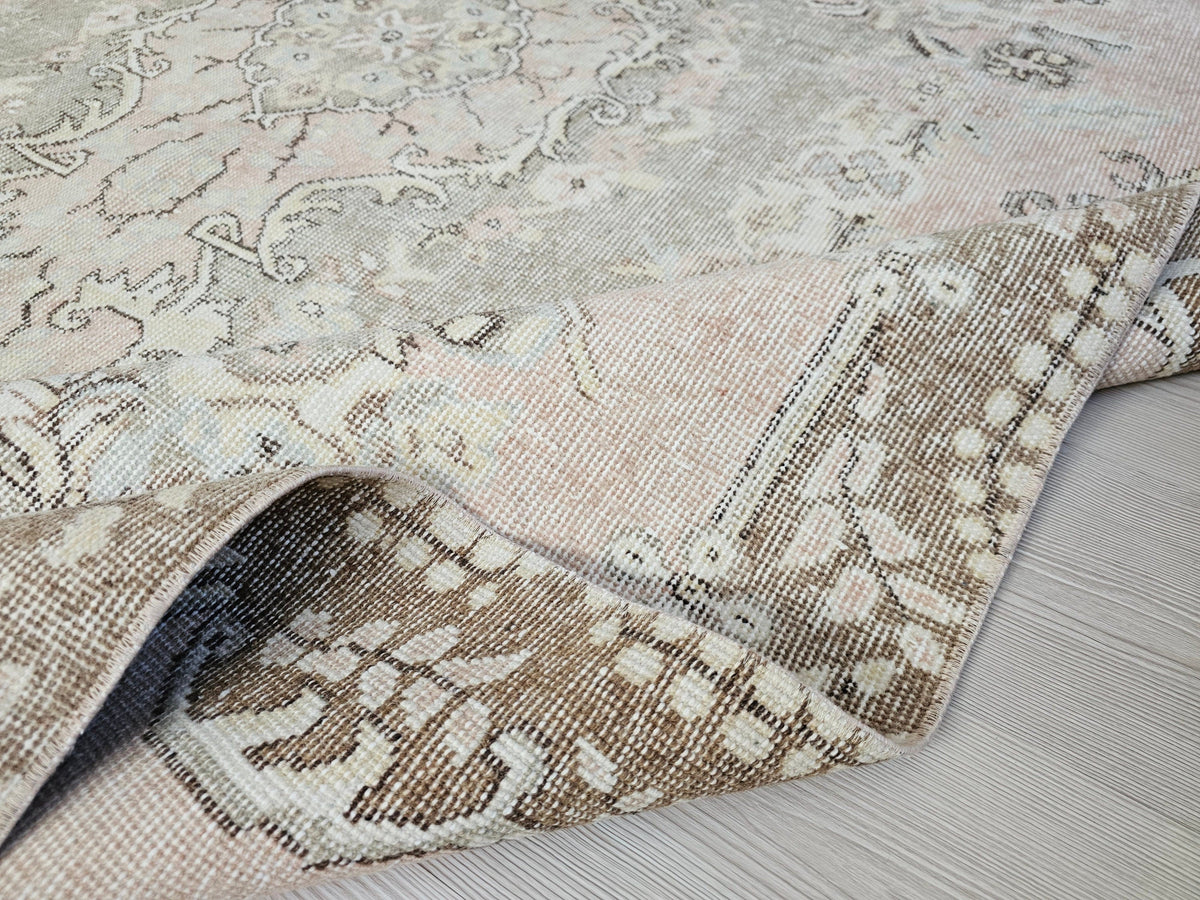 Vintage Turkish Wool Rug: 6x10 Floral Oushak Rug, Hand-Knotted
