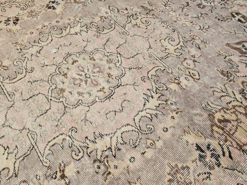 Handknotted 6x9 Oushak Rug: Pink Vintage Turkish Wool Carpet