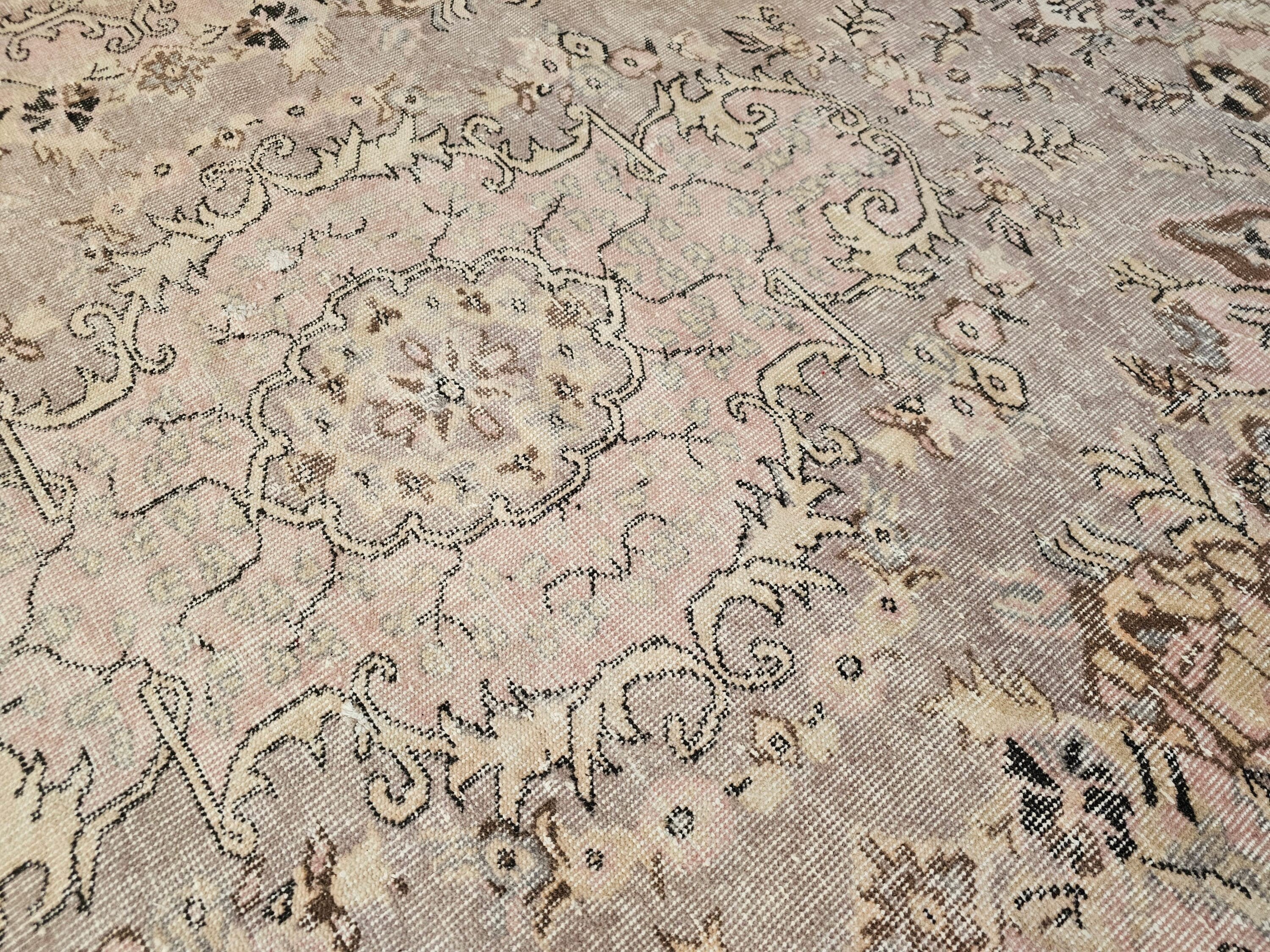 Handknotted 6x9 Oushak Rug: Pink Vintage Turkish Wool Carpet