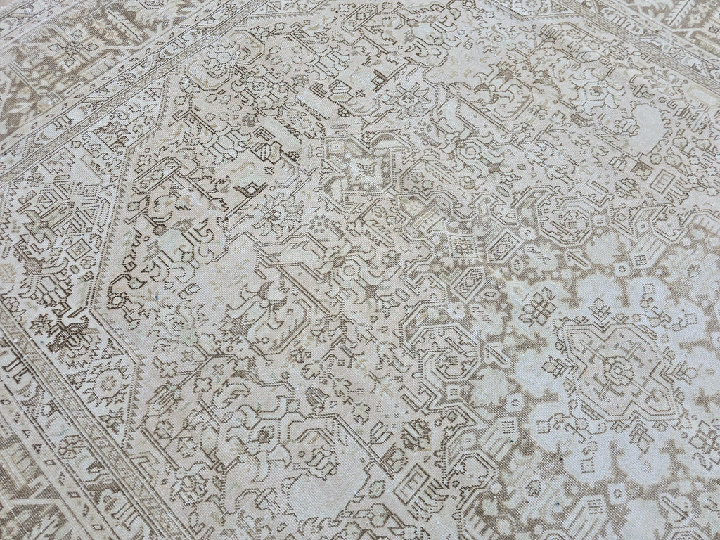 8x11 Neutral Turkish Oushak Rug: Hand-Knotted Wool & Cotton