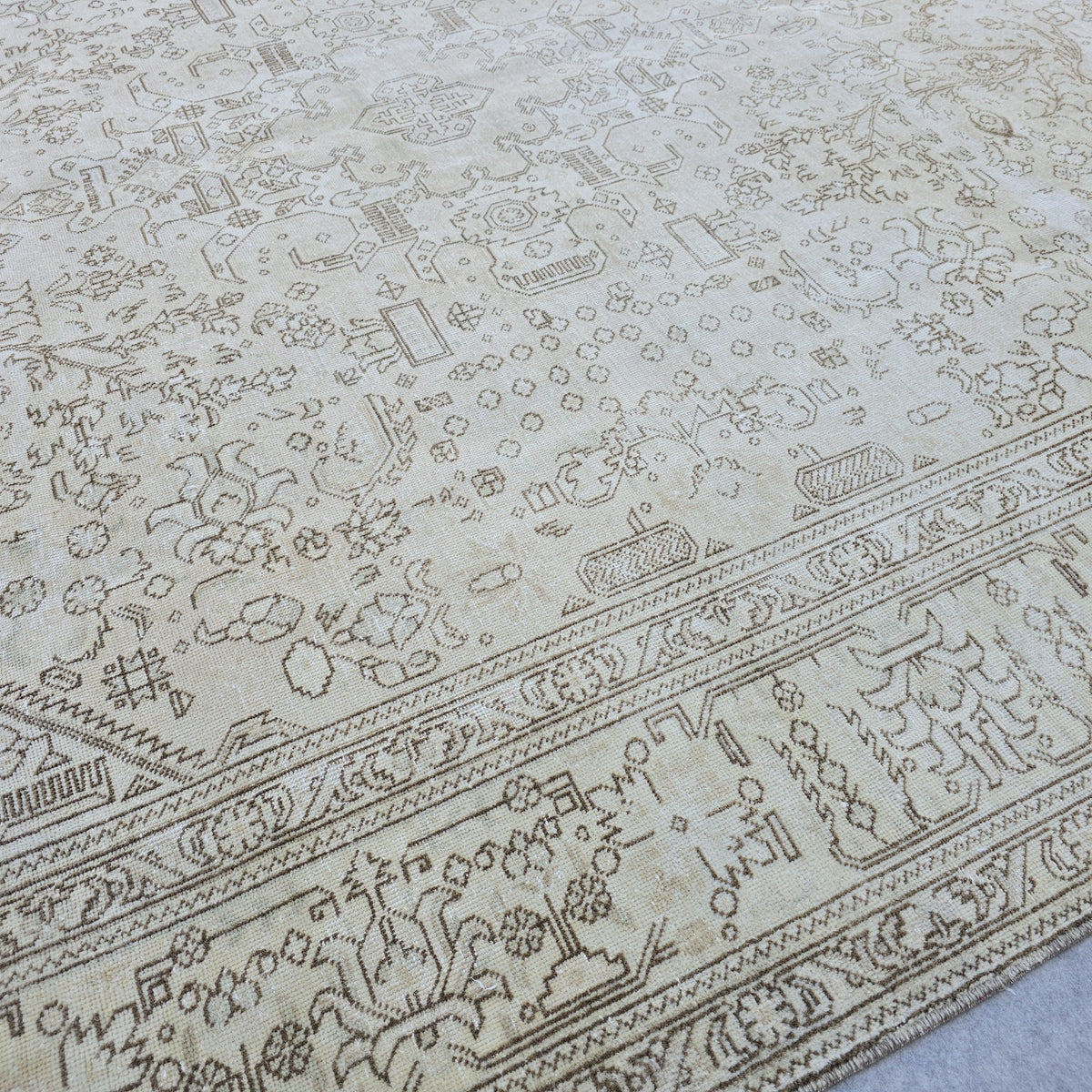 Classic Large Vintage Neutral Turkish Rug Cream Beige Brown Geometric