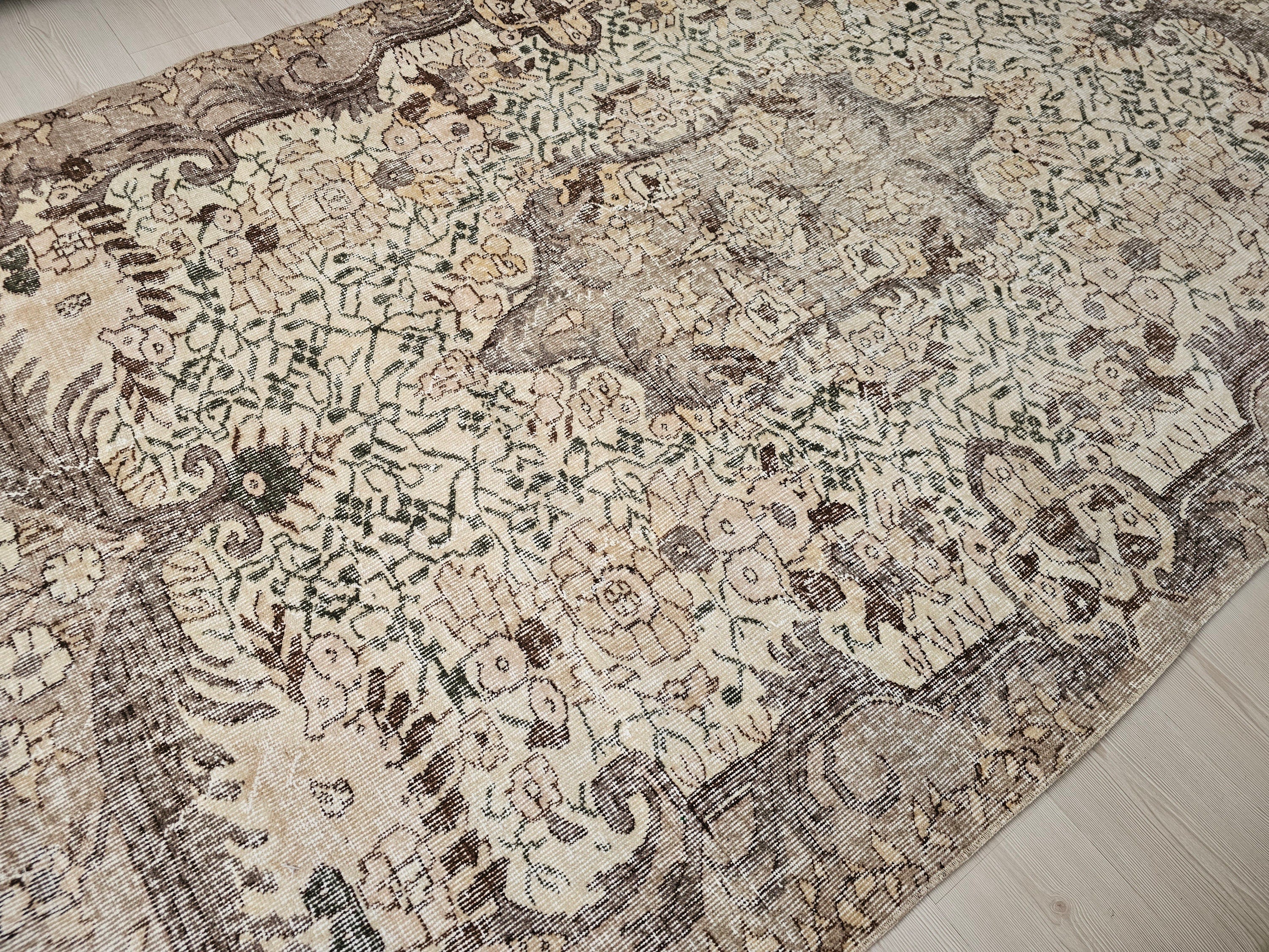 Hand Knotted Wool Turkish Oushak Rug 6x9: Vintage Anatolian Design