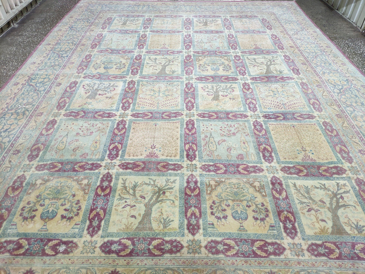 10x13 Antique Hand-Knotted Wool Anatolian Rug: Retro Farmhouse Decor