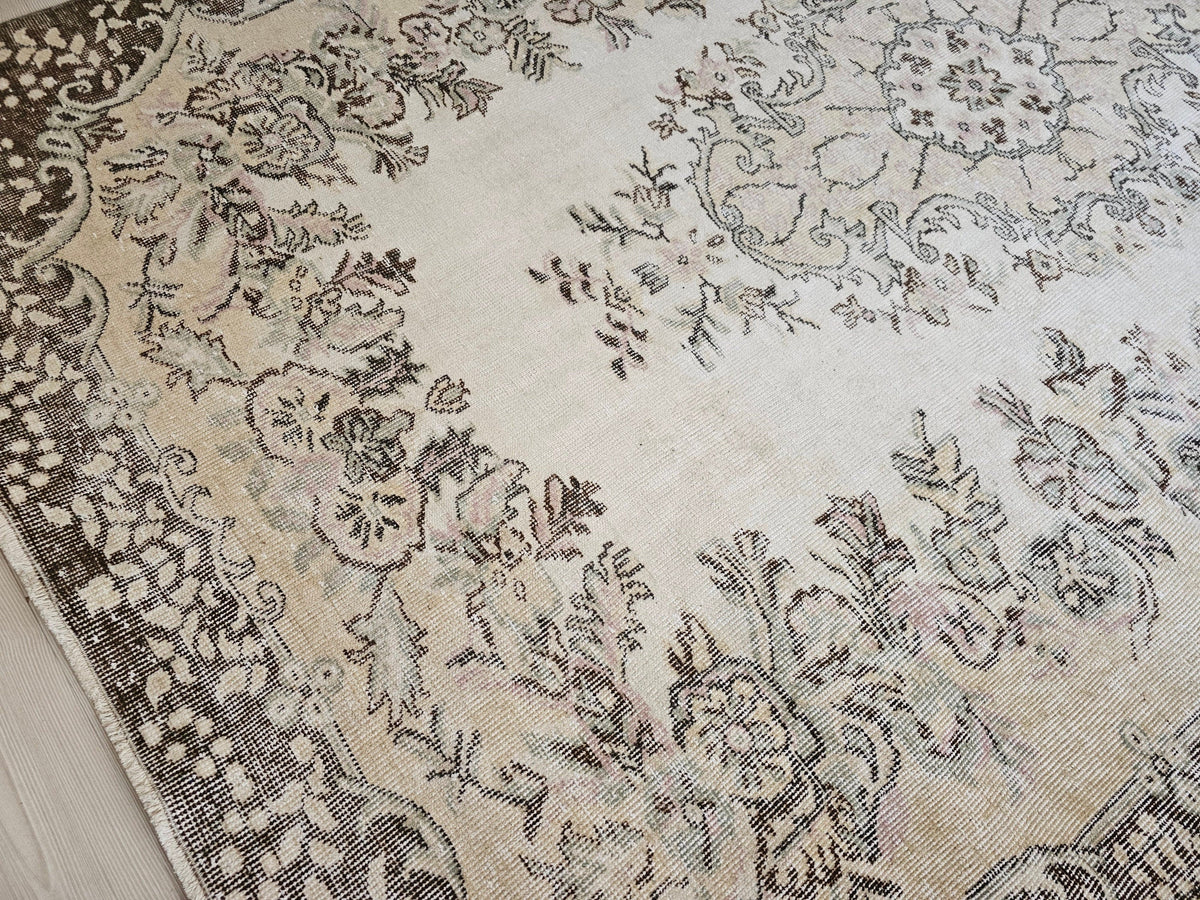 6x9 Vintage Turkish Oushak Rug: Handmade Wool Floral Area Rug