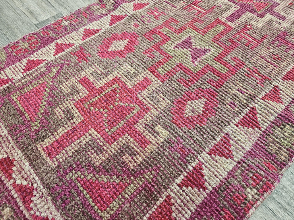 Hand Knotted Wool Herki Runner Rug: Vintage Oriental Aisle Rug (2.60x9.70 feet)