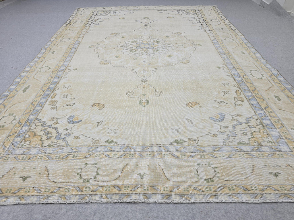 Vintage Turkish Oushak Rug 7x10, Cream Floral Wool Carpet