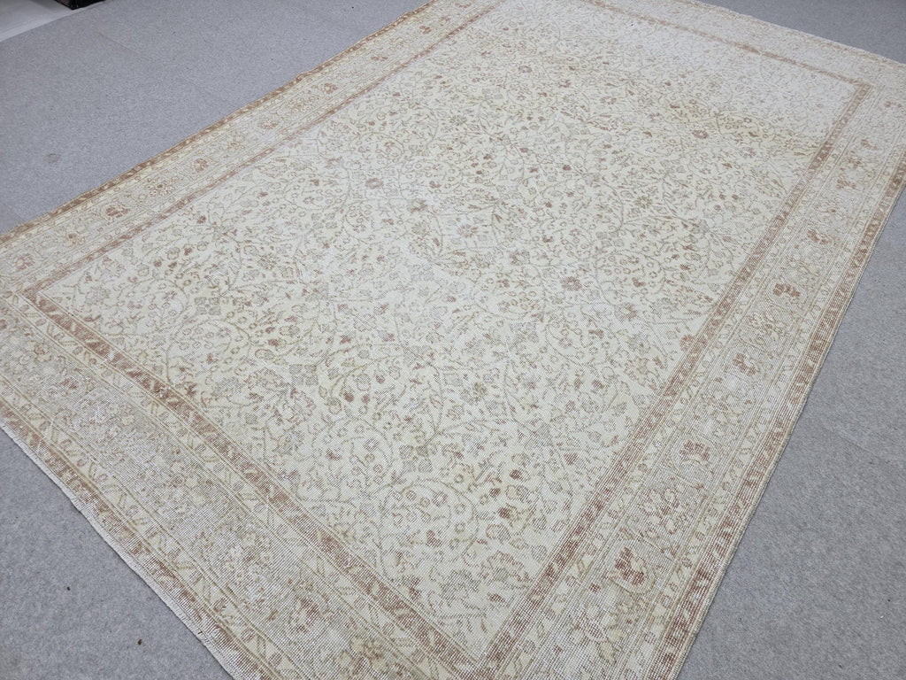 Handknotted Oushak Wool Rug 7x10, Cream Terracotta Floral Turkish Carpet