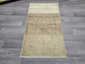 Vintage Oushak Wool Rug: Neutral Turkish Bath Mat (20x35 inches)