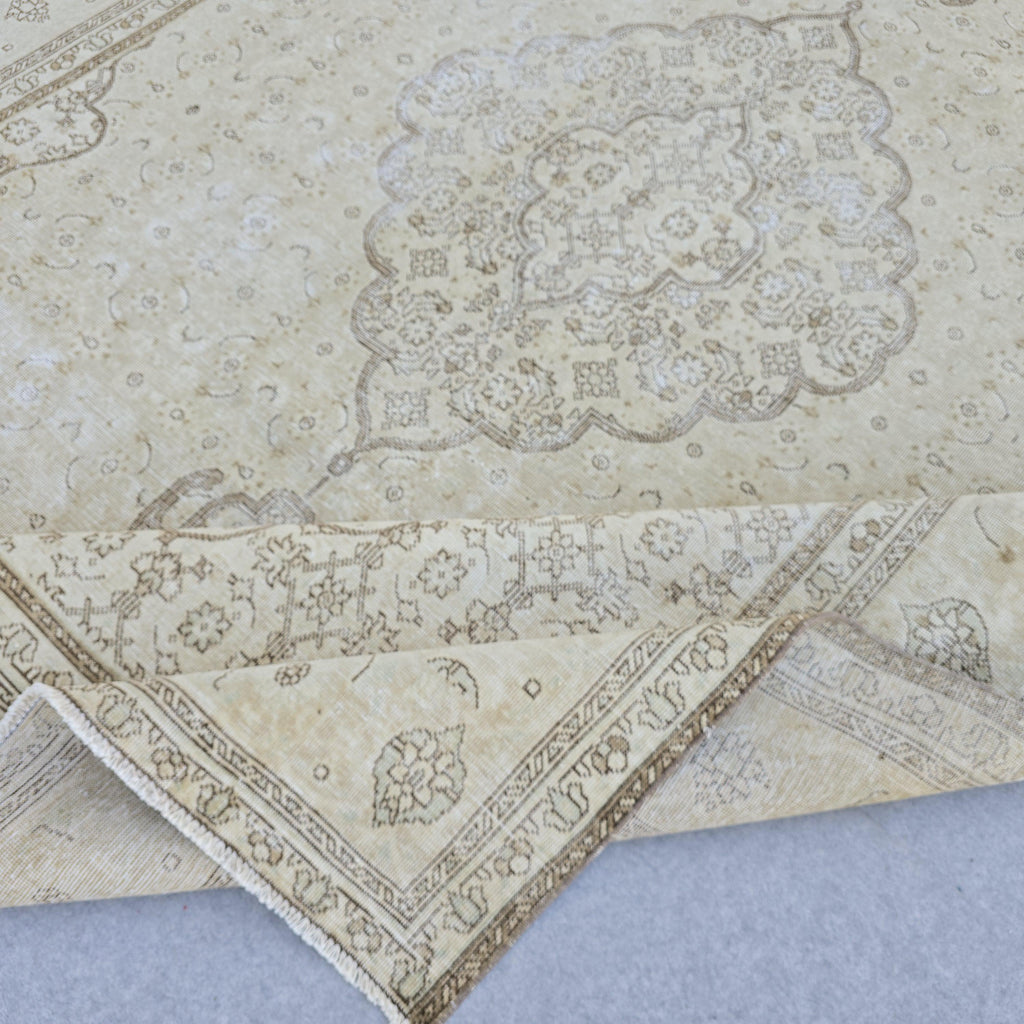 Vintage Rug 9x12 | Large Medallion Area Rug | Hand Knotted Neutral Anatolian Style Living Room