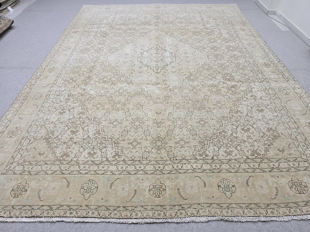 9x12 Oushak Rug | Muted Sand Beige Neutral Vintage Turkish Carpet | Hand Knotted Wool Area Rug for Living Room