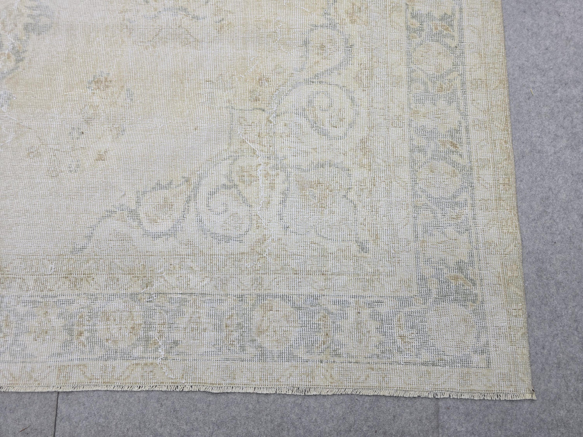 Neutral Floral Design Rug, 7.55 x 10.65 feet, HandWoven Wool Rug, 8 by 11 Area Rug, Turkish Rug for Home Decor, Antique Oushak Rug, Boho Rug