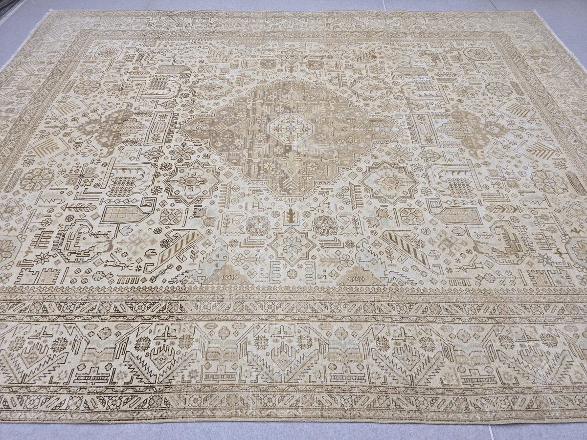 Hand Knotted Oushak Rug | Muted Sand Beige Vintage Turkish Wool Area Carpet