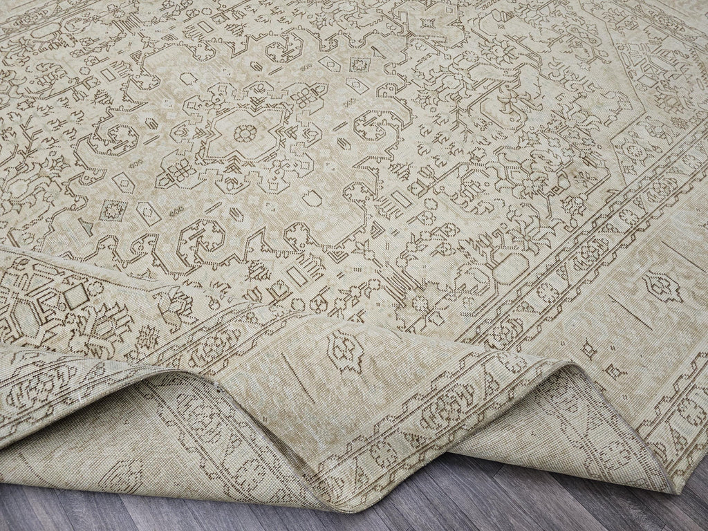 9.5x12.5 Vintage Oushak Rug: Hand-Knotted Distressed Wool