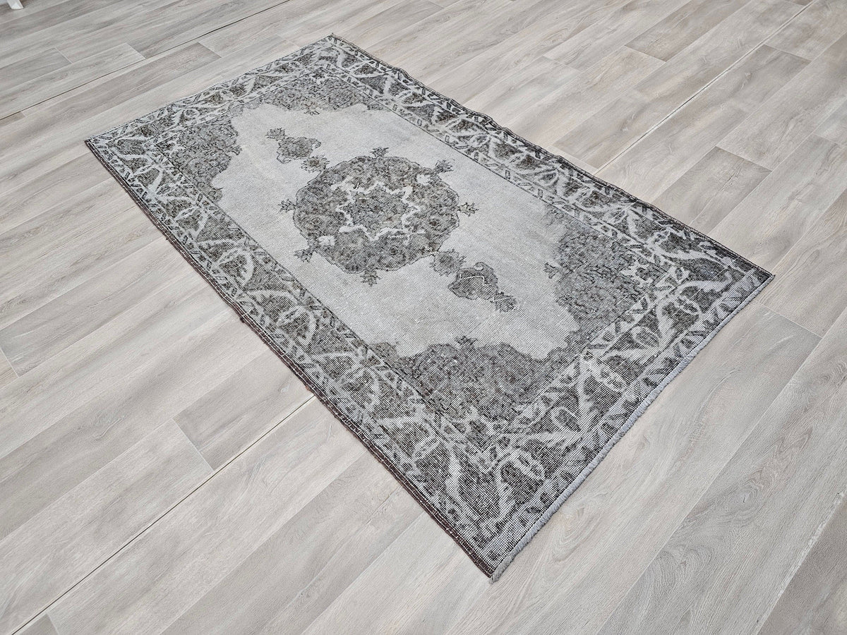 3'9'' x 6'8" Vintage Turkish Rug , HandKnotted Wool Oushak Carpet Gray and Black