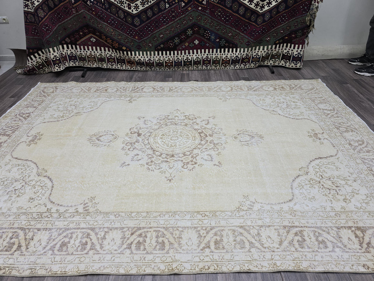 7x10 Vintage Turkish Oushak Rug 7x10: Neutral Medallion Turkish Carpet beige brown