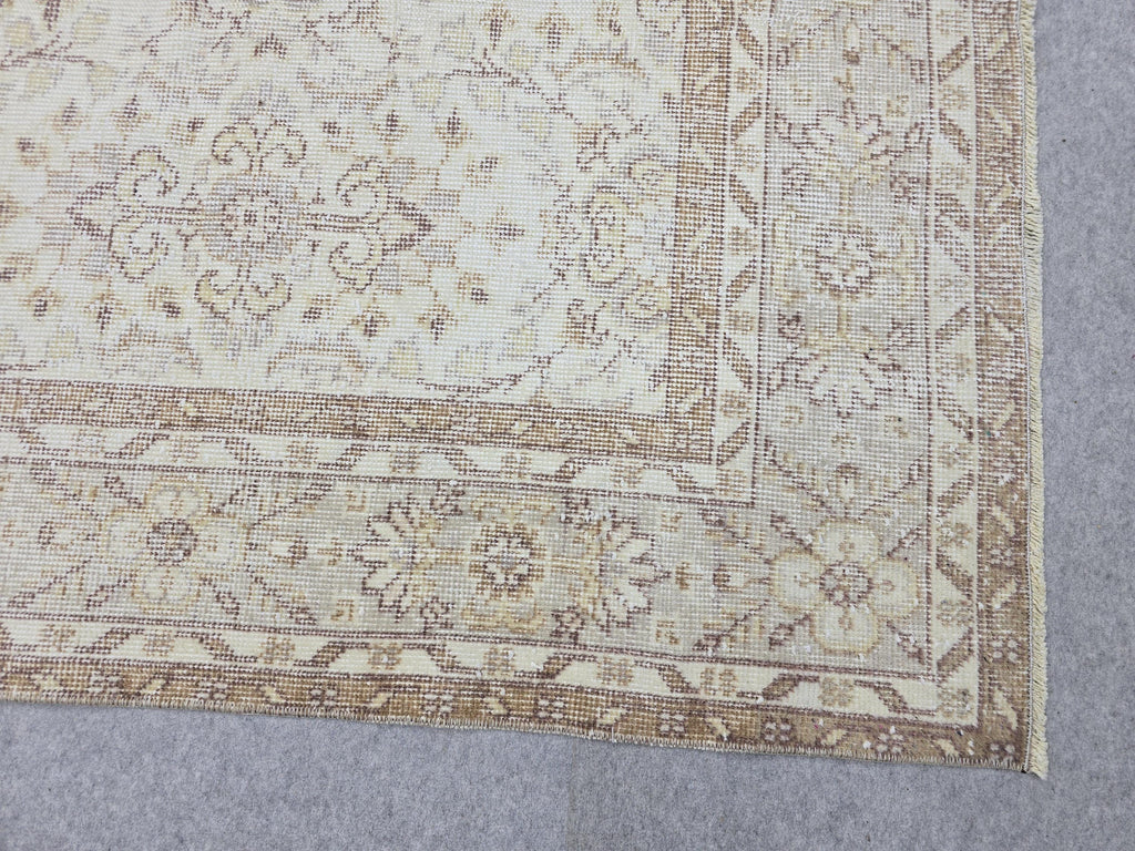 Vintage Turkish Oushak Rug 7x10, Hand Knotted Wool, Neutral Farmhouse
