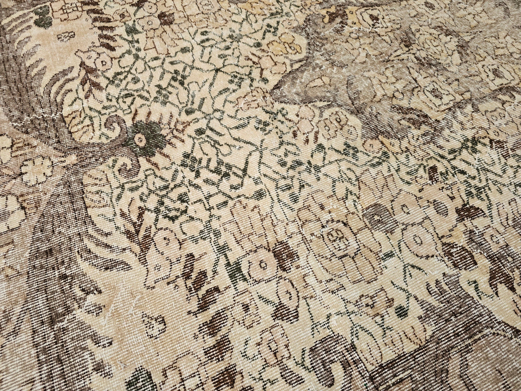 Hand Knotted Wool Turkish Oushak Rug 6x9: Vintage Anatolian Design
