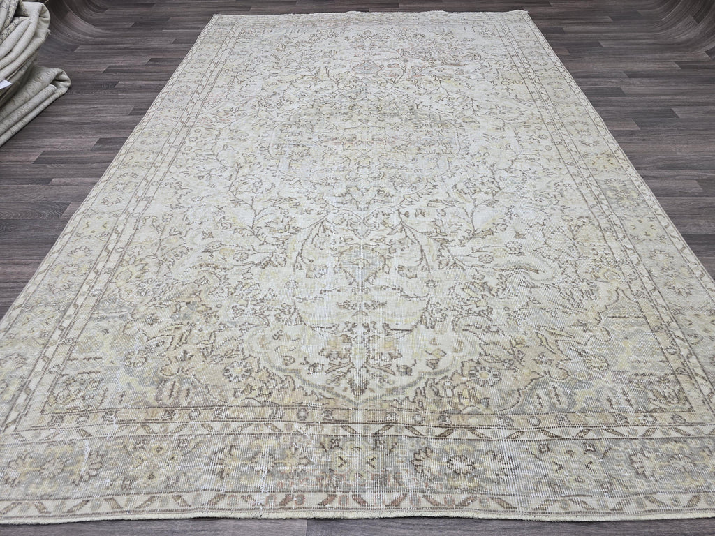 7x10 Vintage Turkish Oushak Rug: Handknotted Wool, Muted Neutral
